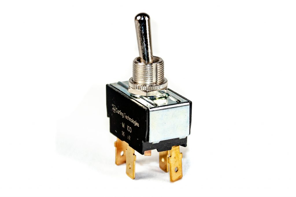 Speed toggle switch